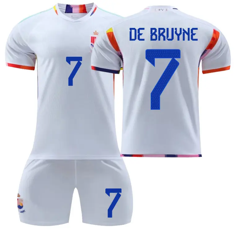 Fournisseur maillot de football 2022 uniforme de football pour enfants personnalisé maillots de football en gros de haute qualité pour la Ligue Europa Espagne
