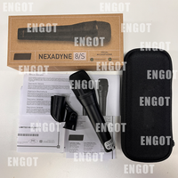 Microphone vocal dynamique supercardioïde NEXADYNE 8/S pour performance vocale professionnelle en direct avec pince micro et étui de transport