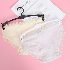 Vente en gros Bestifrom Logo personnalisé anti-dérapant vêtements cintre en plastique couleur sous-vêtements Clips cintre pour adulte pantalon soutien-gorge affichage - Product Image 4