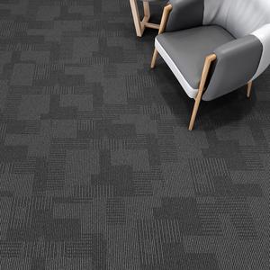 Dalles de moquette carrées antidérapantes de luxe 50x50cm avec support en PVC ignifuge pour hôtels et bureaux, chambres et salons - Product Image 4