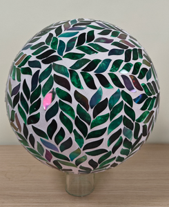 Boule de jardin en verre soufflé à la main, couleur naturelle, résistante aux intempéries, décoration extérieure pour patio, pelouse, jardin - Product Image 1