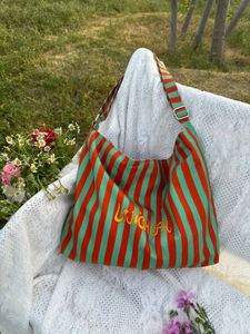 Bolso de compras con rayas retro, gran capacidad, portátil, moderno, de lona de algodón, bandolera de un solo hombro - Product Image 2