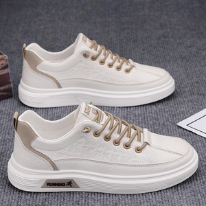Nouvelles chaussures pour hommes avec design respirant, couleur blanche, tendance et polyvalentes, à semelle épaisse, adaptées à la fois au sport et au quotidien. - Product Image 6