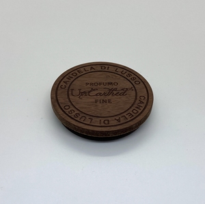 Tapas de madera personalizadas para frascos, de MDF y contrachapado, con nuevo logotipo grabado, color nogal, tacto suave y acabado profundo, de Vietnam - Product Image 3
