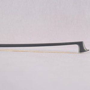 قوس كمان G141 4/4 عالي الجودة مصنوع يدويًا من ألياف الكربون مع ضفدع من خشب الأبنوس - Product Image 2