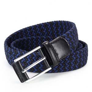Ceinture extensible tressée bleu-noir pour homme avec garniture en cuir et boucle argentée, accessoire décontracté toutes saisons - Product Image 1