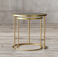 Table d'appoint ronde imbriquée de style moderne américain avec base en métal et dessus en galuchat