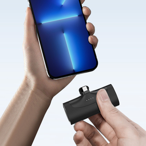 Buona qualità di piccola capacità del nuovo prodotto elettronico piccolo supporto 5000mah Mini Power Bank con Plug-in - Product Image 5