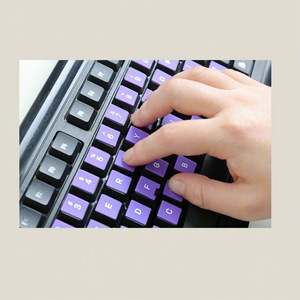 Thương Hiệu Chính Máy Tính Để Bàn Bàn Bàn Phím Dán Phổ Silicone Thư Bàn Phím Với Mỹ Phiên Bản Tiếng Anh Thiết Kế Trong Kho - Product Image 1