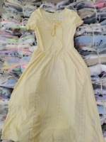 Liquidation de vêtements d'occasion pour femmes à bas prix : lots mixtes et emballages en vrac de robes neuves