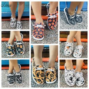 รองเท้าผ้าใบพิมพ์ลายฟักทองการ์ตูนแฟชั่นล่าสุดสำหรับผู้ชายและผู้หญิงรองเท้าผ้าใบผูกเชือกสำหรับเดินลำลอง - Product Image 3