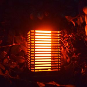 Lampe solaire à flamme carrée, lumière LED suspendue, résistante à l'eau, décoration de jardin extérieur - Product Image 2