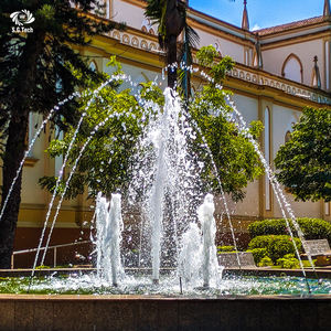 Boquilla <span class=keywords><strong>de</strong></span> fuente <span class=keywords><strong>de</strong></span> hielo <span class=keywords><strong>de</strong></span> Europa, boquilla <span class=keywords><strong>de</strong></span> fuente <span class=keywords><strong>de</strong></span> chorro recto en <span class=keywords><strong>cascada</strong></span> para piscina - Product Image 2