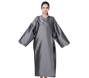 Kimono de Peluquería de Poliéster Impermeable con Logotipo Personalizado de Lujo <span class=keywords><strong>para</strong></span> Salón de Belleza, Barbería, Spa y Corte de Cabello - Product Image 4