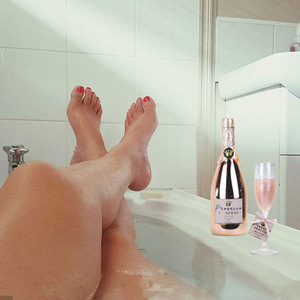 Juego de regalo de baño inspirado en el Spa para adultos de Lisa, gel suave, jabón corporal y botella de champán, geles de ducha, juego de regalo de baño creativo, Gel de Ducha - Product Image 4