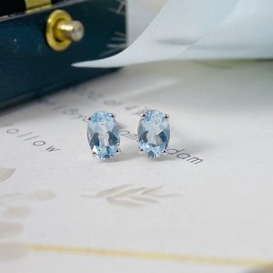 Boucles <span class=keywords><strong>d</strong></span>'oreilles clous ovales en argent sterling S925 avec zircon cubique bleu ciel, petites boucles <span class=keywords><strong>d</strong></span>'oreilles minimalistes couleur <span class=keywords><strong>aigue</strong></span>-<span class=keywords><strong>marine</strong></span> CZ pour femmes - Product Image 4