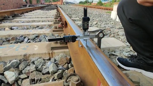 Appareil de mesure numérique portatif coulissant pour la mesure de l'usure des rails, jauge d'usure pour l'entretien des voies ferrées - Vente directe usine - Product Image 6