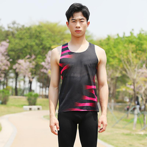 Vente en gros de t-shirts de sport pour hommes, respirants, à séchage rapide, pour activités de plein air, entraînement, fitness, sans manches, à capuche - Product Image 4