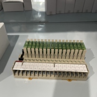 Terminal de relais E/S 16 points G7TC-ID16 DC24V pour ligne de production industrielle