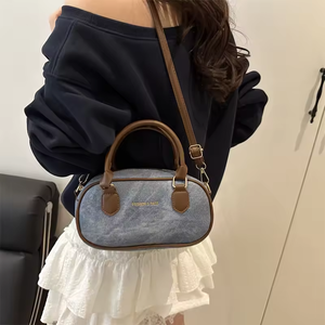 Sac à main Boston rétro en nylon, grande capacité, motif lettres, nouvelle texture, tendance et simple, collection été 2026, sac bandoulière et sac traversin - Product Image 4