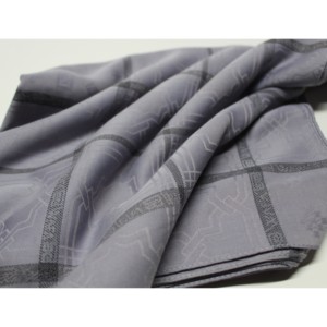 Pañuelo Cuadrado Wafa 140x140 cm, Liso Teñido, Diseño Jacquard con Marco, Poliéster y Algodón Premium, Suave al Tacto, Ligero y Transpirable - Product Image 2