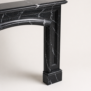 Cheminée en marbre personnalisée, moderne, sculptée à la main, luxueuse, en marbre noir/Nero Marquina, avec manteau de cheminée en marbre - Product Image 4
