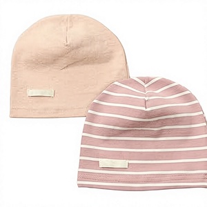 Gorros de Bebé Premium 100% Algodón Unisex para Recién Nacidos, Color Rosa Melocotón, Tejido Elástico, Cálido y Cómodo, Gorro para Bebés - Product Image 3