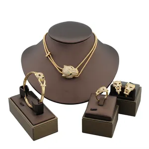 Luxury and Elegant Bride Necklace Set Full of Diamond Leopard Head Bracelet Ring Ear Studs Jewelry Set Leopard Jewelry for Women