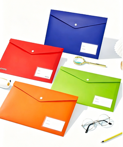 Carpeta de Plástico Transparente A4 con Cierre a Presión, Impermeable, para Oficina y Escuela - Product Image 4