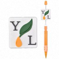 Tendance 2025 : Accessoire en gros pour stylos DIY en PVC, perles décoratives imprimées, breloques en silicone PVC à motifs de dessins animés perlées, étanches