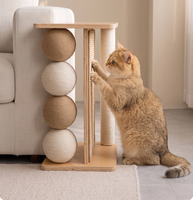 Table d'appoint pour chat 3-en-1 avec griffoir et poteau à gratter, protection de canapé contre les griffes de chat