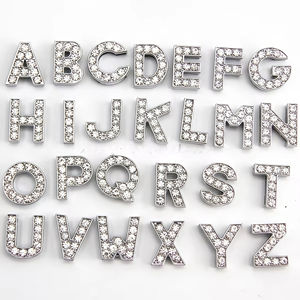 Ciondoli in Lega di Zinco con 26 Lettere A-Z, Corona di Cristallo da 8mm, Charm Colorati <span class=keywords><strong>per</strong></span> Gioielli Commemorativi - Product Image 3