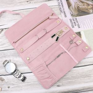 Elegante Bolsa Enrollable de Terciopelo para Joyas, Regalo de Viaje Perfecto para Mujeres, Estuche de Joyería de Terciopelo Suave y Afelpado, Bolsa de Accesorios de Viaje con Estilo - Product Image 4