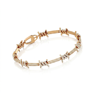 Pulsera de Aleación Chapada en Oro de 18K Estilo Punk con Diseño de Púas y Diamantes Redondos de Corte Brillante en Canal, Unisex - Product Image 1