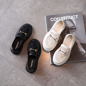 Chaussures en maille respirante pour enfants, chaussures à enfiler pour filles, mocassins noirs et blancs, chaussures pour filles, chaussures de princesse pour enfants - Product Image 2