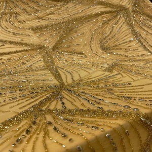 ผ้าลูกไม้ปักลายดีไซน์เนอร์ประดับคริสตัลลายดอกไม้ วัสดุพรีเมียมสำหรับชุดเดรส แฟชั่นงานกลางคืน และงานสิ่งทอ - Product Image 2