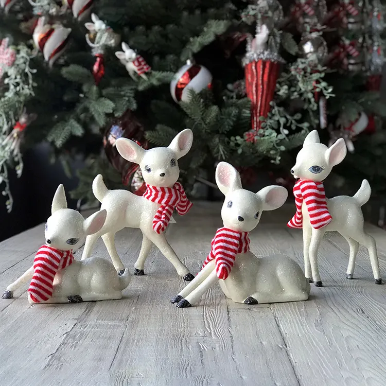 Wholesale Custom Fashion Home Deer Couple Decoration Animal Figurine Indoor Christmas Ornaments