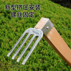 Houe en acier inoxydable avec manche en bois 60 cm, outil de jardinage pour creuser et désherber - Product Image 3