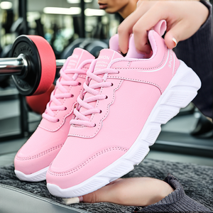 Baskets respirantes et tendance pour hommes et femmes, chaussures de sport et de gym plates pour l'extérieur, idéales pour l'automne, l'été, l'hiver et le printemps. - Product Image 2