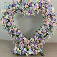 Meilleures ventes : Arche de roses artificielles en forme de cœur rouge pour arrangements floraux, idéale pour la décoration de toile de fond d'événements de mariage
