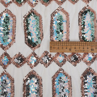 Tissu en tulle tricoté hautement élastique à motif hexagonal de luxe, broderie 3D, dentelle, maille, sequins pour vêtements, mariage