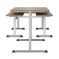 Ensemble de mobilier scolaire : table double et banc avec deux tabourets