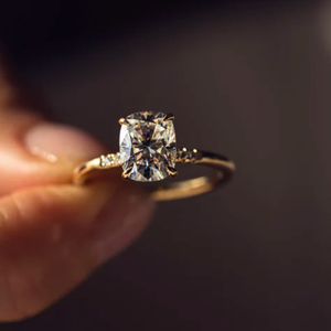 Bague de fiançailles pour femme Art déco en argent sterling avec diamant de laboratoire Halo coupe coussin bague d'anniversaire de mariage bijoux de mariée - Product Image 5