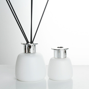 50/100/130/150/200ml chất lượng cao thích hợp tùy chỉnh trắng mờ hương thơm chai cho nhà sử dụng sậy khuếch tán với mây - Product Image 5