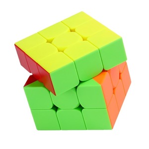 ลูกบาศก์รูบิคแม่เหล็ก Qiyi 3x3 รุ่น Smooth Speed สำหรับวัยรุ่นฝึกฝนและแข่งขัน - Product Image 2