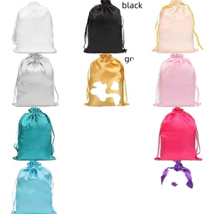 Sacs cadeaux de luxe de haute qualité, personnalisés avec logo imprimé, écologiques, réutilisables, en satin doux, avec cordon de serrage, sacs cadeaux en satin de soie colorés - Product Image 1