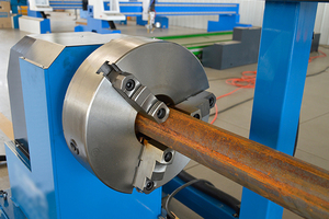30% Rabatt 2023 LaserAE 1325 CNC-Plasmaschneidemaschine für Metall/Stahl/Tragbarer Plasmaschneider/1530 CNC-Plasma - Product Image 5