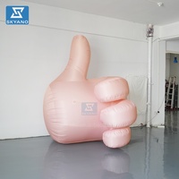 Décoration de dessin animé personnalisé, installation d'art à la main avec pouce levé gonflable