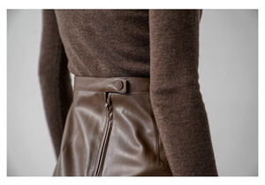 2025 jupes en cuir Pu rétro de qualité supérieure <span class=keywords><strong>jupe</strong></span> mi-<span class=keywords><strong>longue</strong></span> <span class=keywords><strong>fendue</strong></span> vintage pour les femmes - Product Image 6