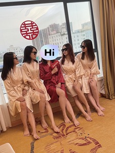 Kimono Corto in Raso Personalizzato per Donna, <span class=keywords><strong>Vestaglia</strong></span> da Sposa, Pigiama Morbido, Abbigliamento da Notte, Taglie Forti, per Feste di Matrimonio e Damigelle - Product Image 4